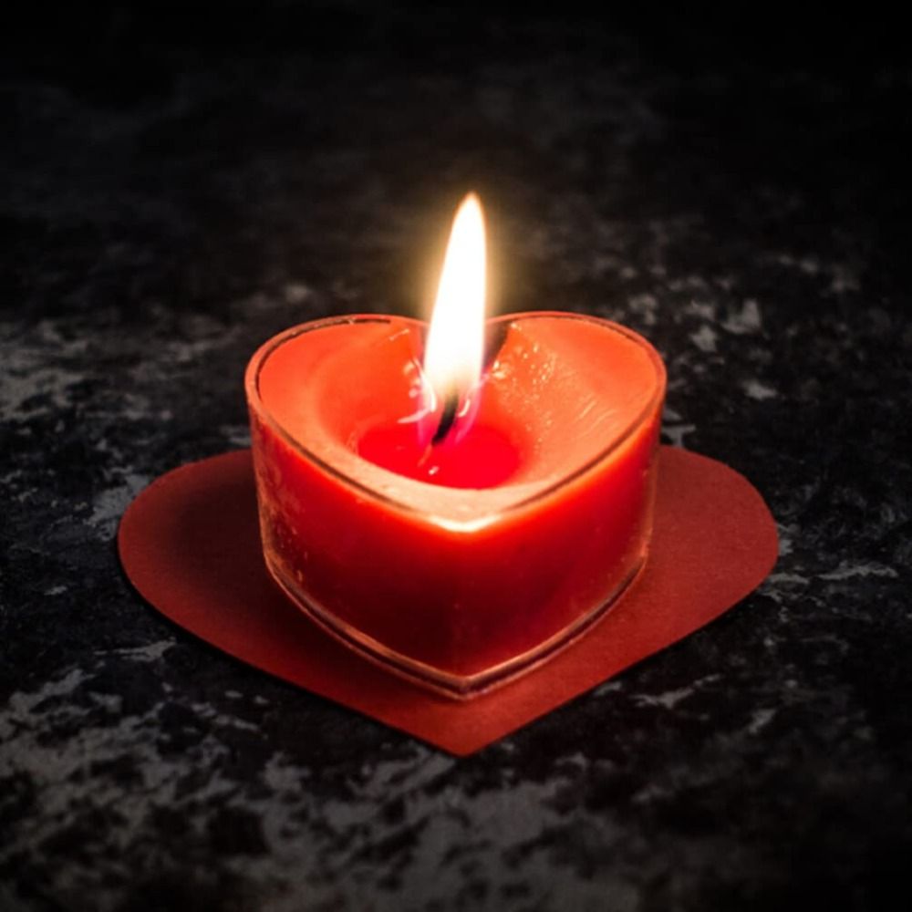 أكواب خفيفة فارغة على شكل قلب  - مراجعة Candle Making Kit For Kids وسعره